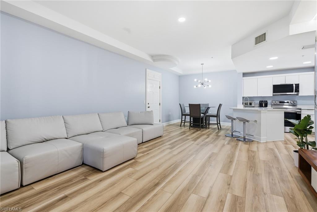 ISLES OF PORTO VISTA - Residential