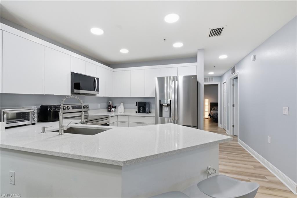 ISLES OF PORTO VISTA - Residential