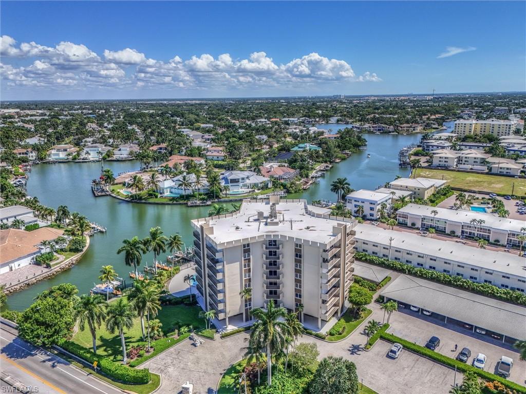 2150 GULF SHORE BLVD N 703