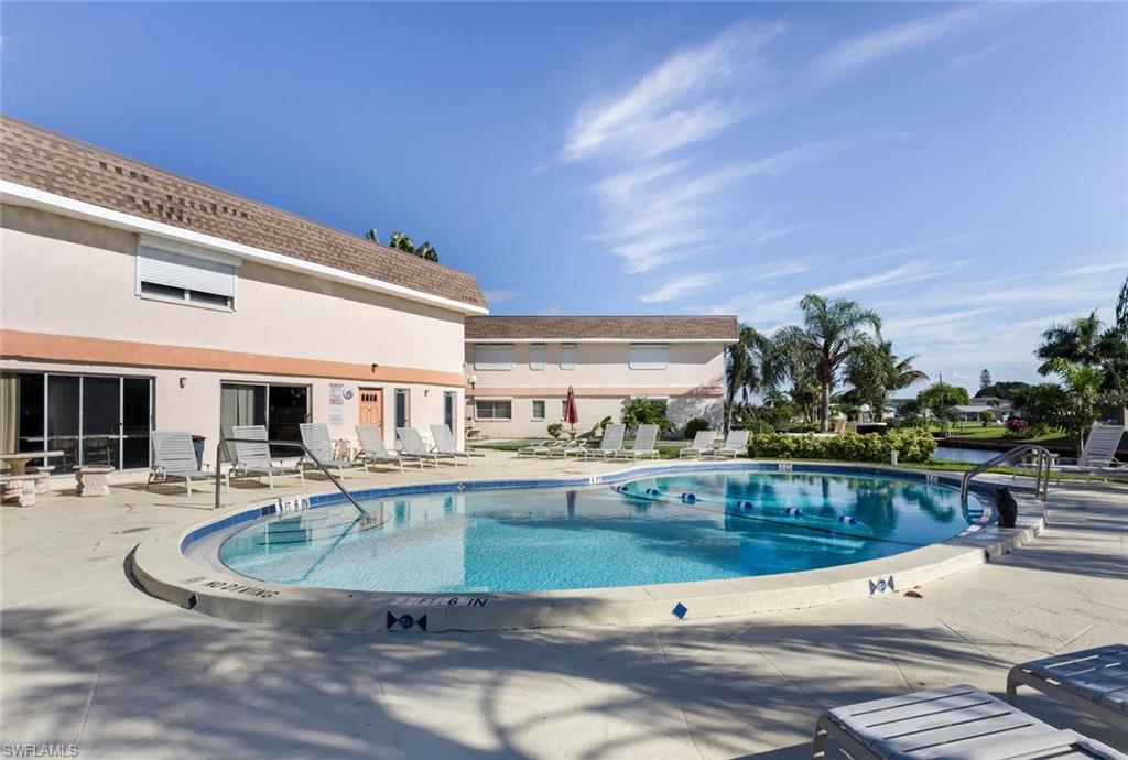 WINDSOR MANOR CONDO - Residential