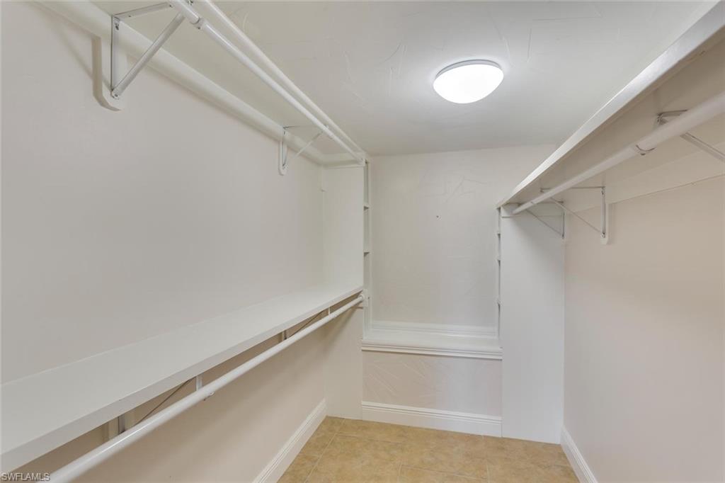 WINDSOR MANOR CONDO - Residential