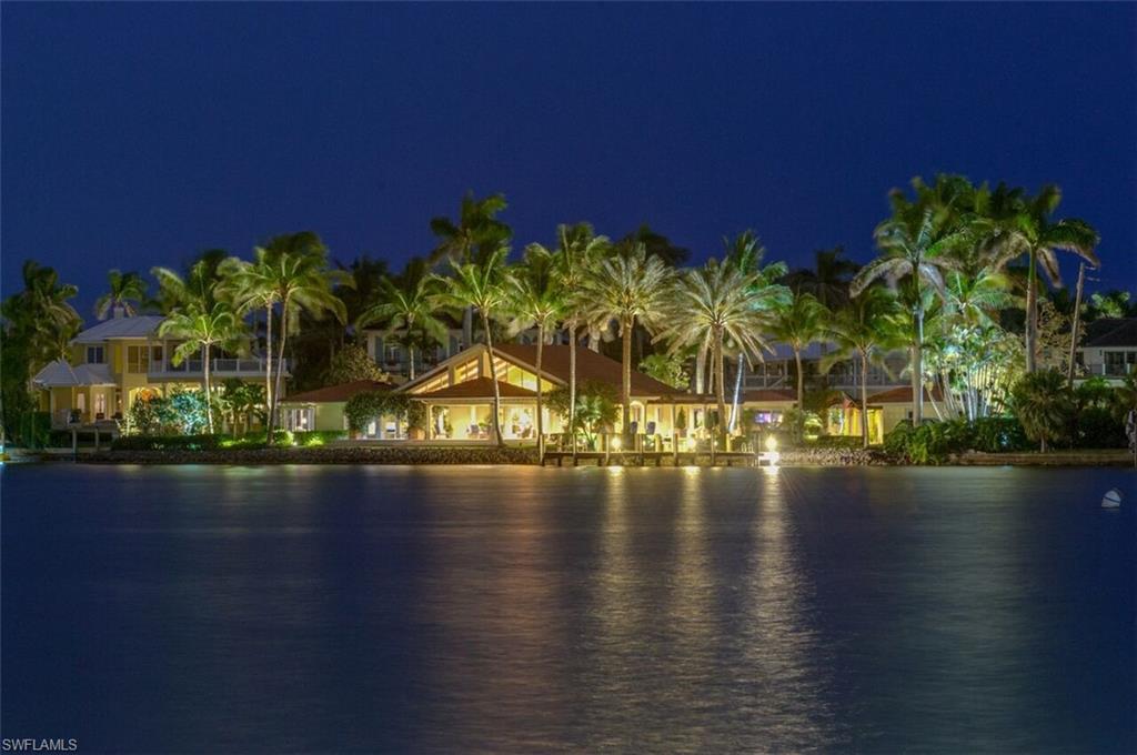 AQUALANE SHORES - Residential