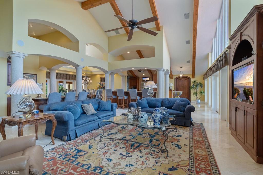 AQUALANE SHORES - Residential