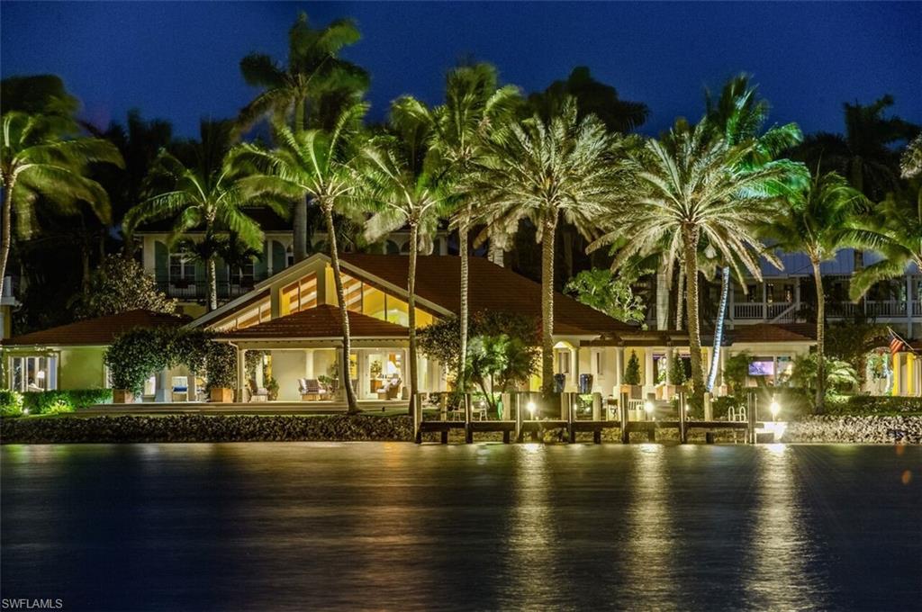 AQUALANE SHORES - Residential