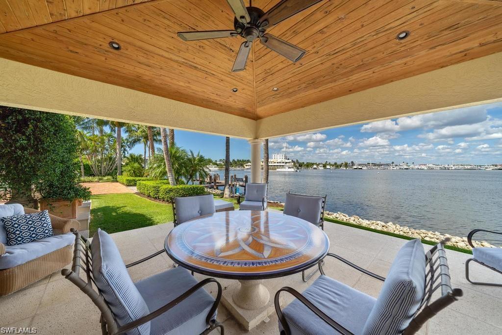 AQUALANE SHORES - Residential