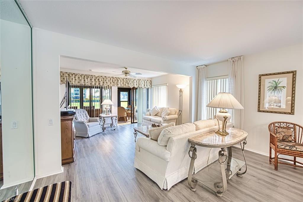 SEVEN LAKES - Residential