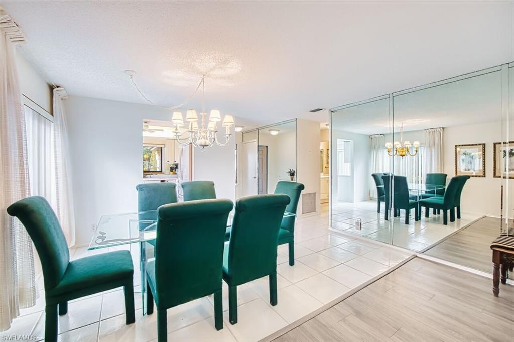 SEVEN LAKES - Residential