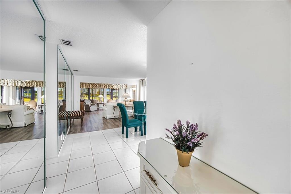 SEVEN LAKES - Residential