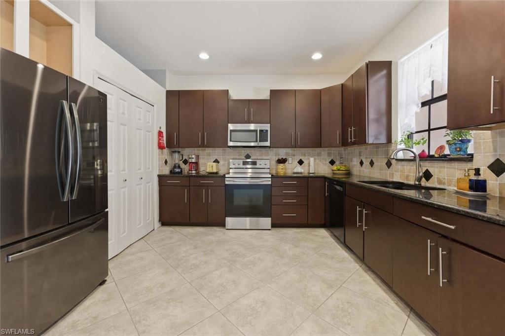 BRISTOL PINES - Residential