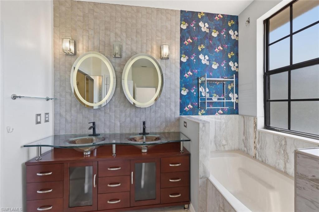 BRISTOL PINES - Residential