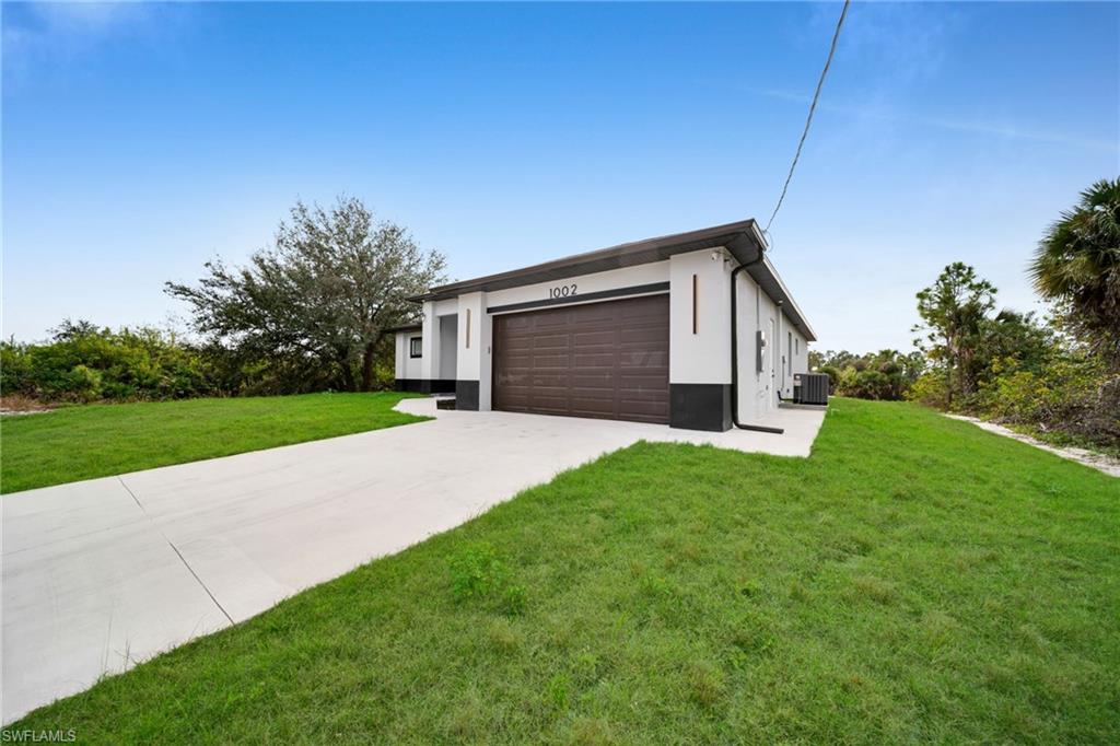 LEHIGH ACRES - Residential