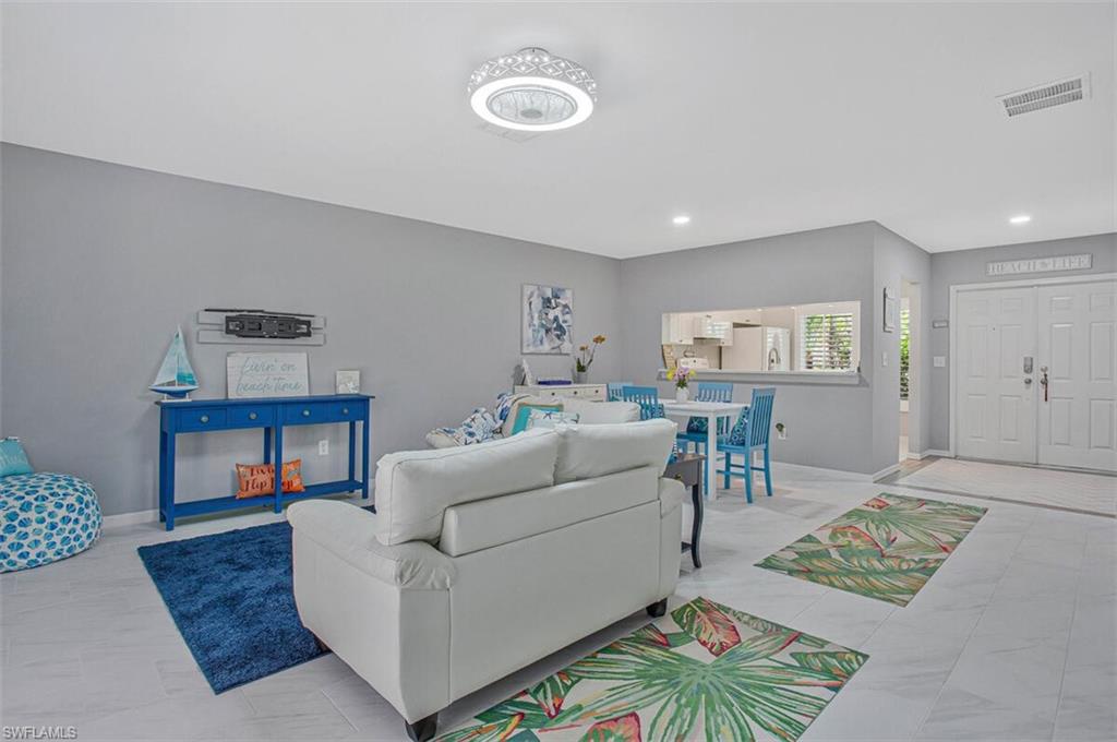 SUMMERLIN TRACE CONDO - Residential