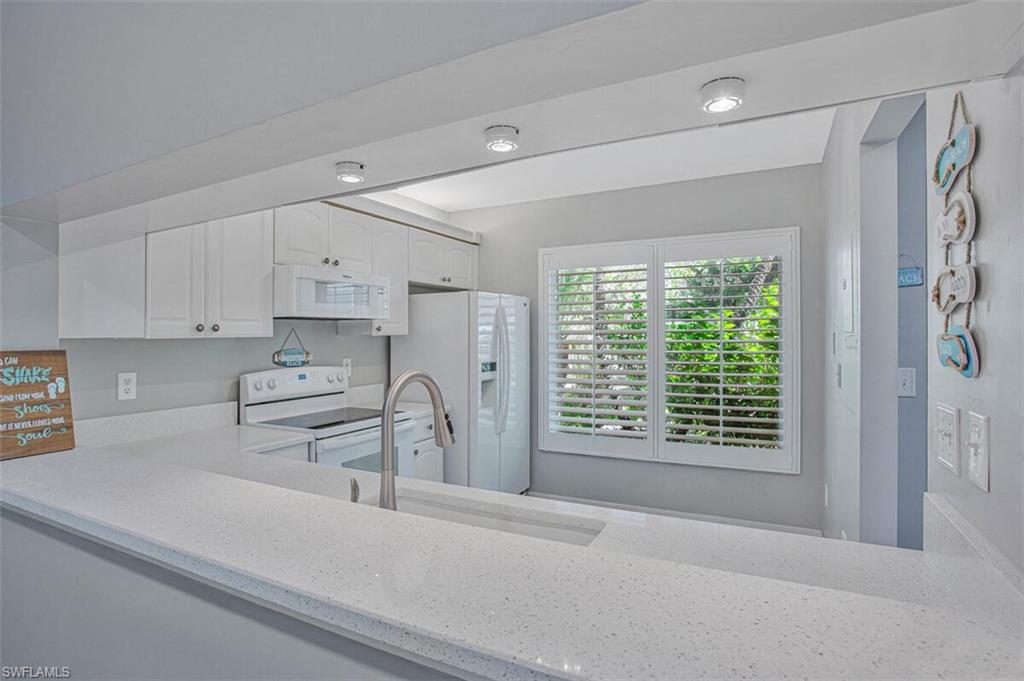 SUMMERLIN TRACE CONDO - Residential