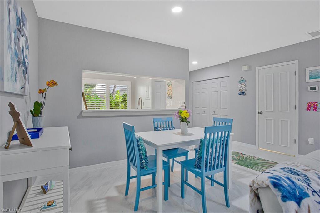 SUMMERLIN TRACE CONDO - Residential