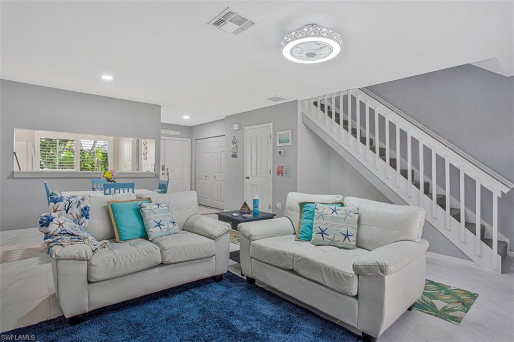 SUMMERLIN TRACE CONDO - Residential