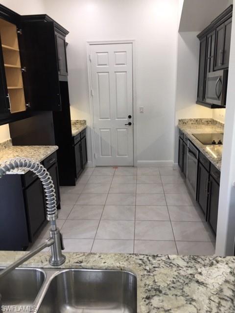 MAPLE RIDGE - Residential