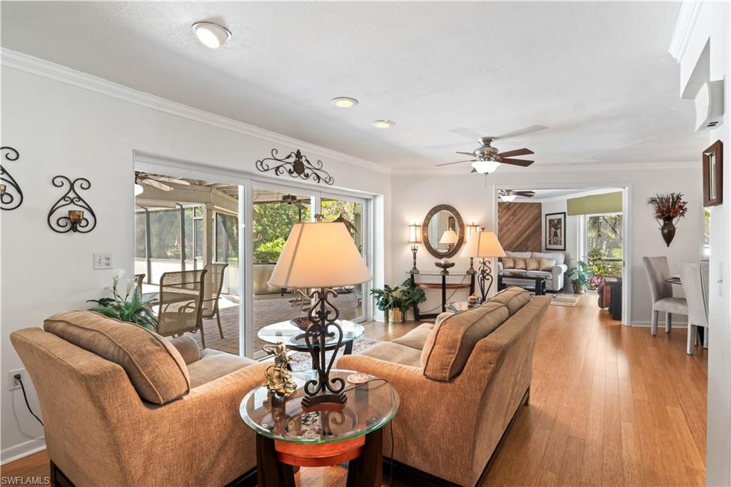 572 Bayside DR