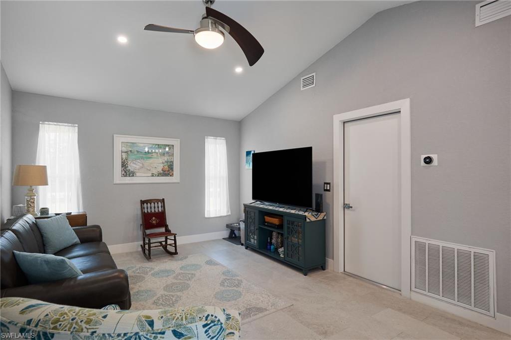 ISLAND PARK WOODLANDS - Residential