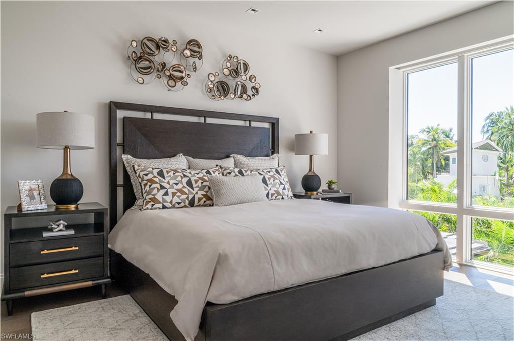 AQUALANE SHORES - Residential