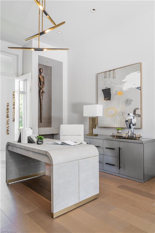 AQUALANE SHORES - Residential