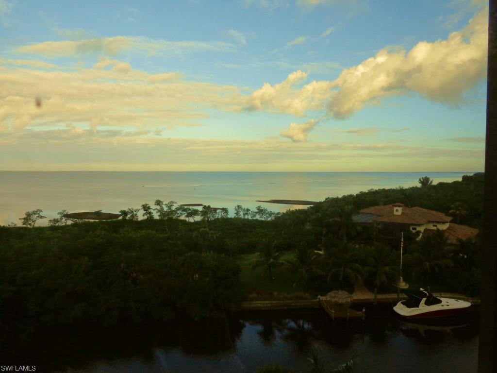 GRANDE ISLE III - Residential