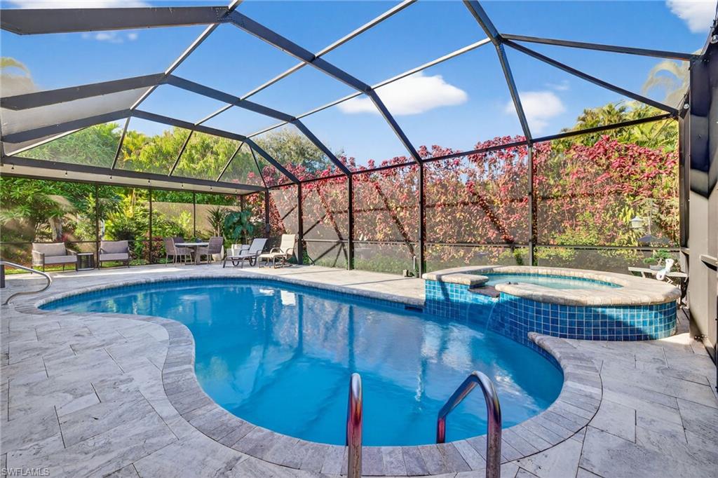 RIVERSIDE YACHT CLUB - Residential