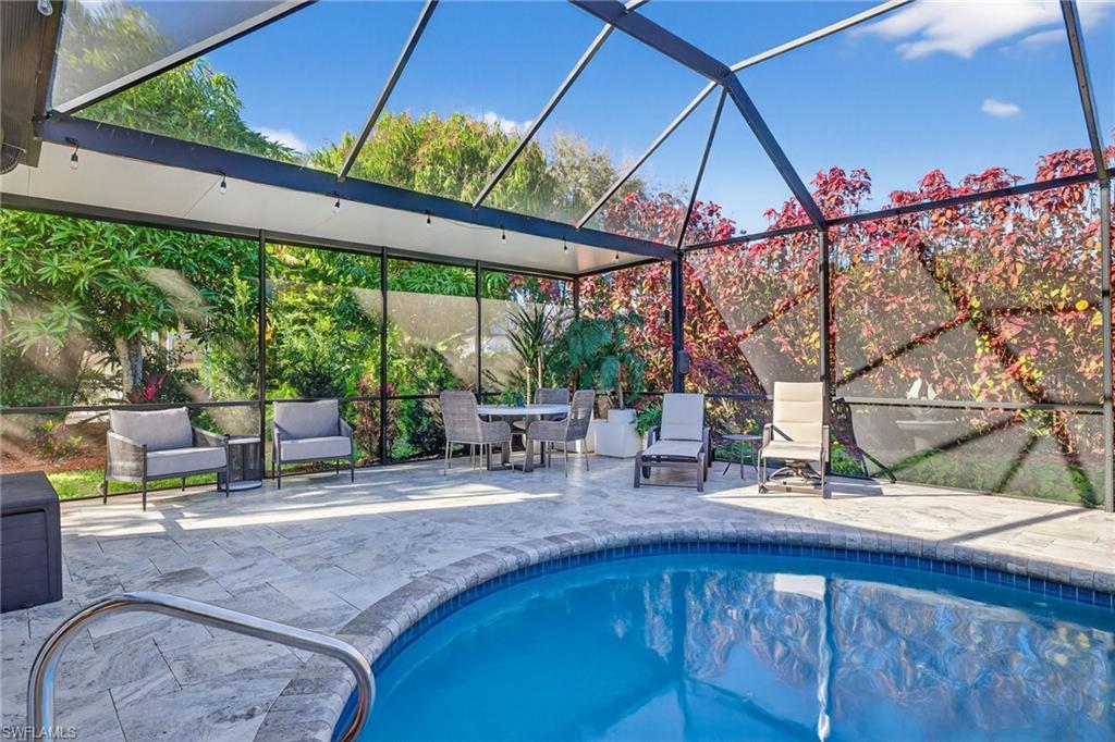 RIVERSIDE YACHT CLUB - Residential