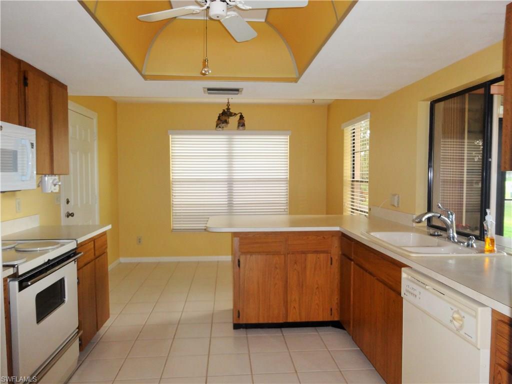 RIVIERA COLONY GOLF ESTATES - Residential