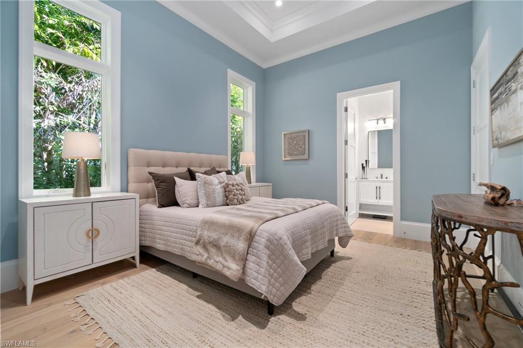 MOORINGS - Residential