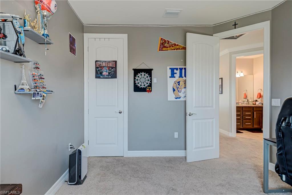 AVALON PARK - Residential