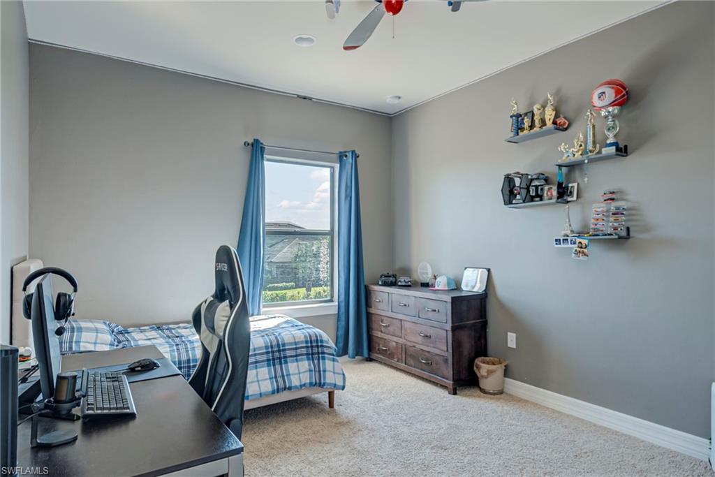 AVALON PARK - Residential