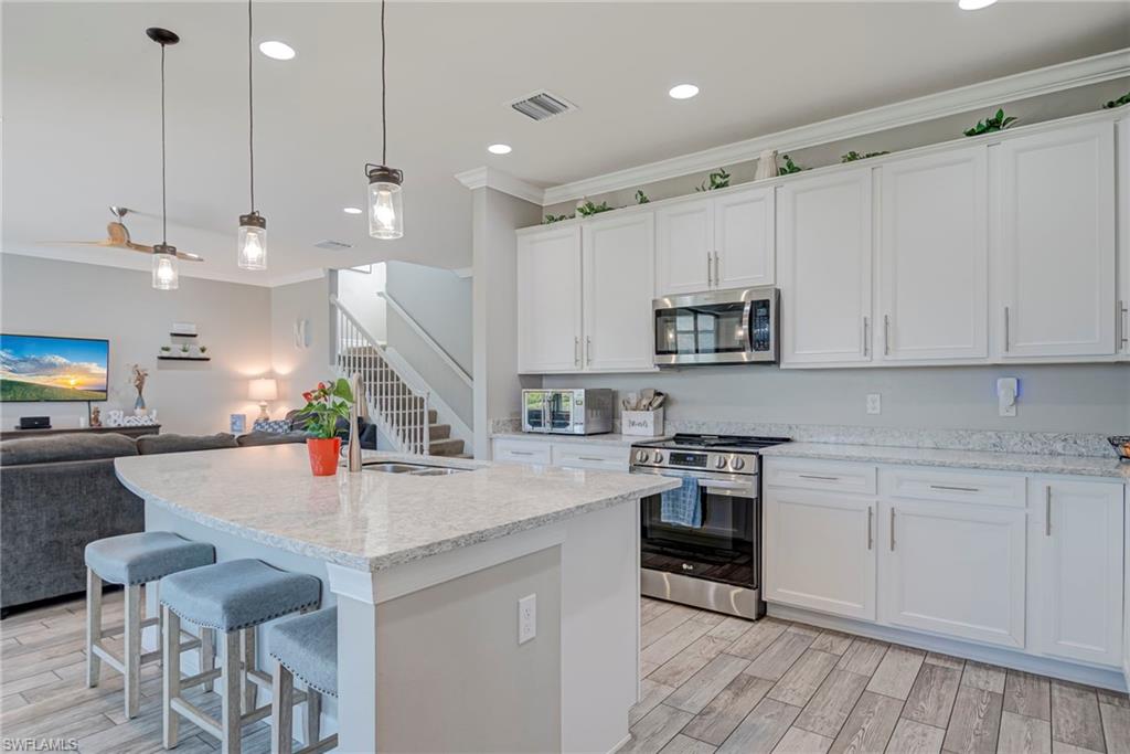 AVALON PARK - Residential