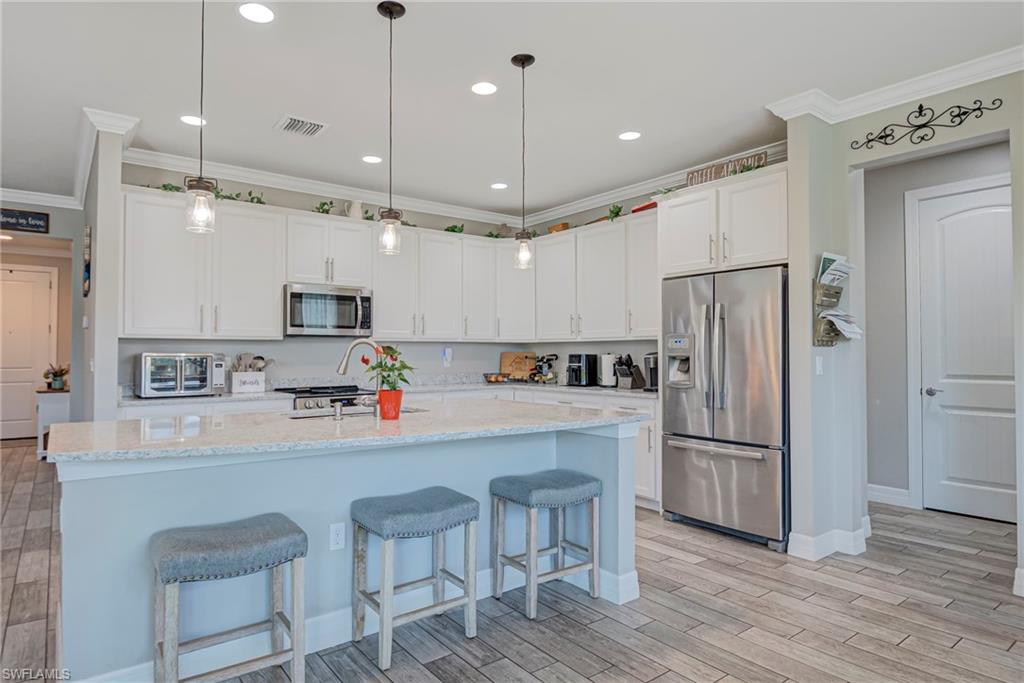 AVALON PARK - Residential