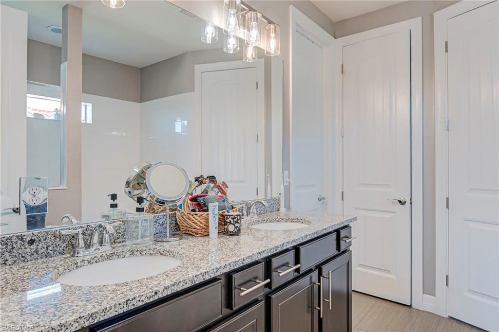 AVALON PARK - Residential