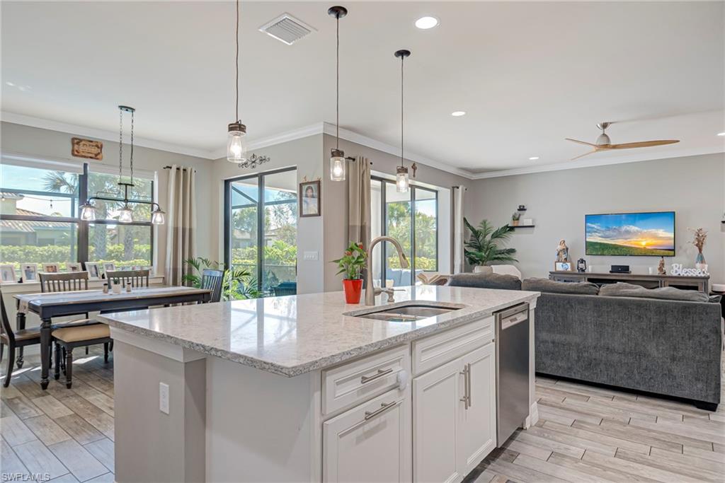 AVALON PARK - Residential