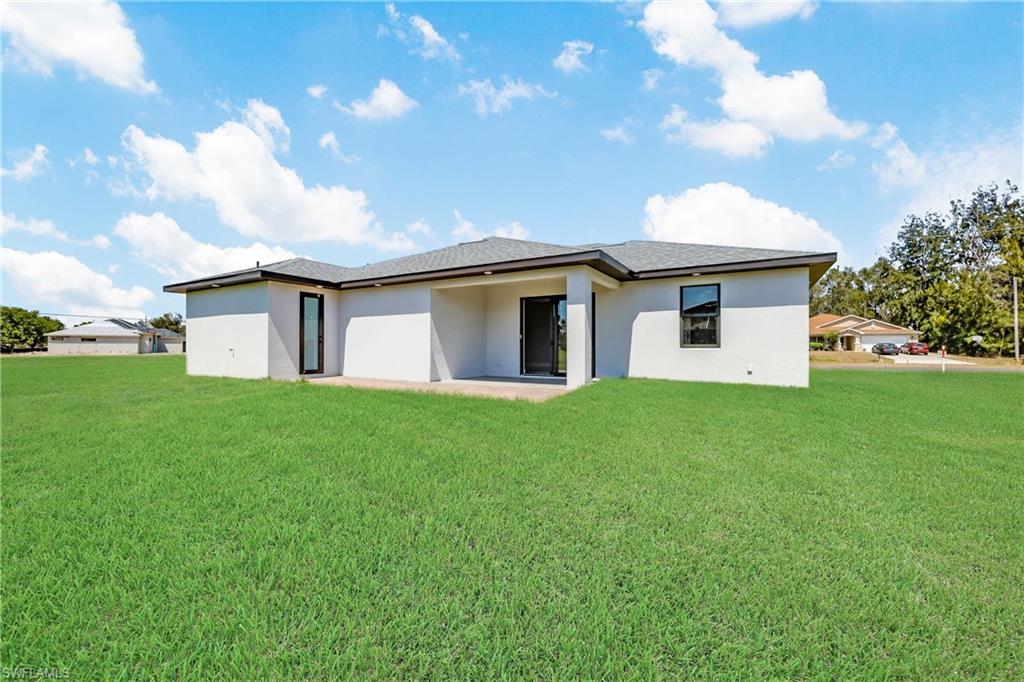 CAPE CORAL - Residential