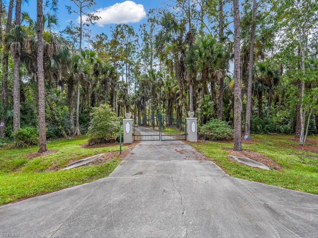 GOLDEN GATE ESTATES - Residential