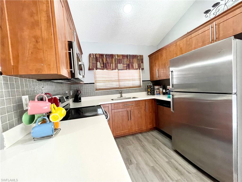 BAYSHORE ESTATES SUBDIVISION - Residential