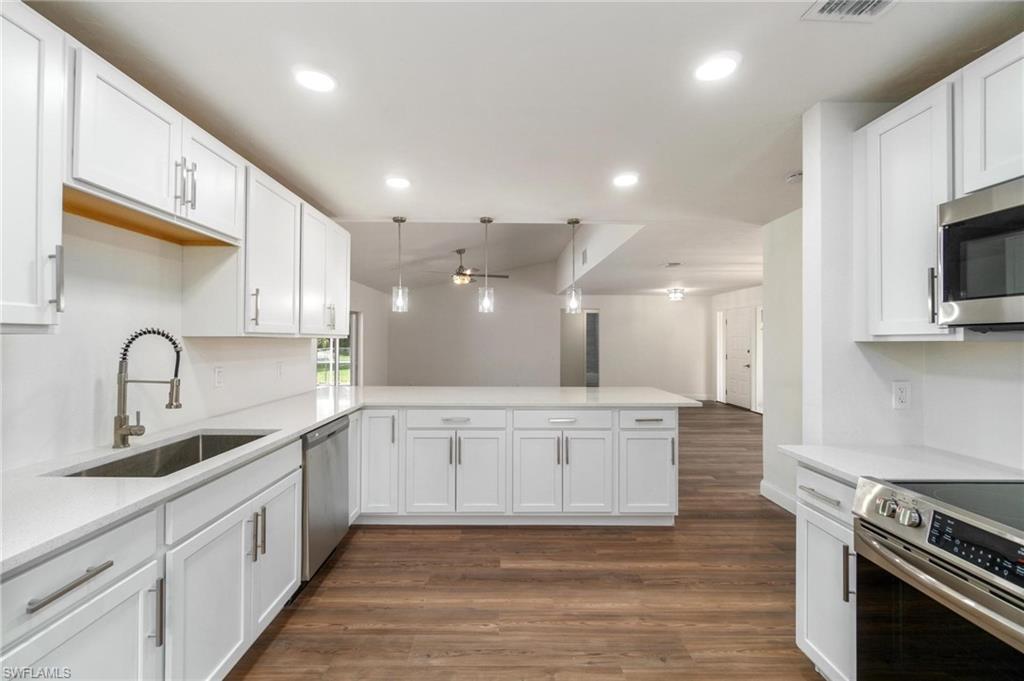 ISLAND PARK WOODLANDS - Residential