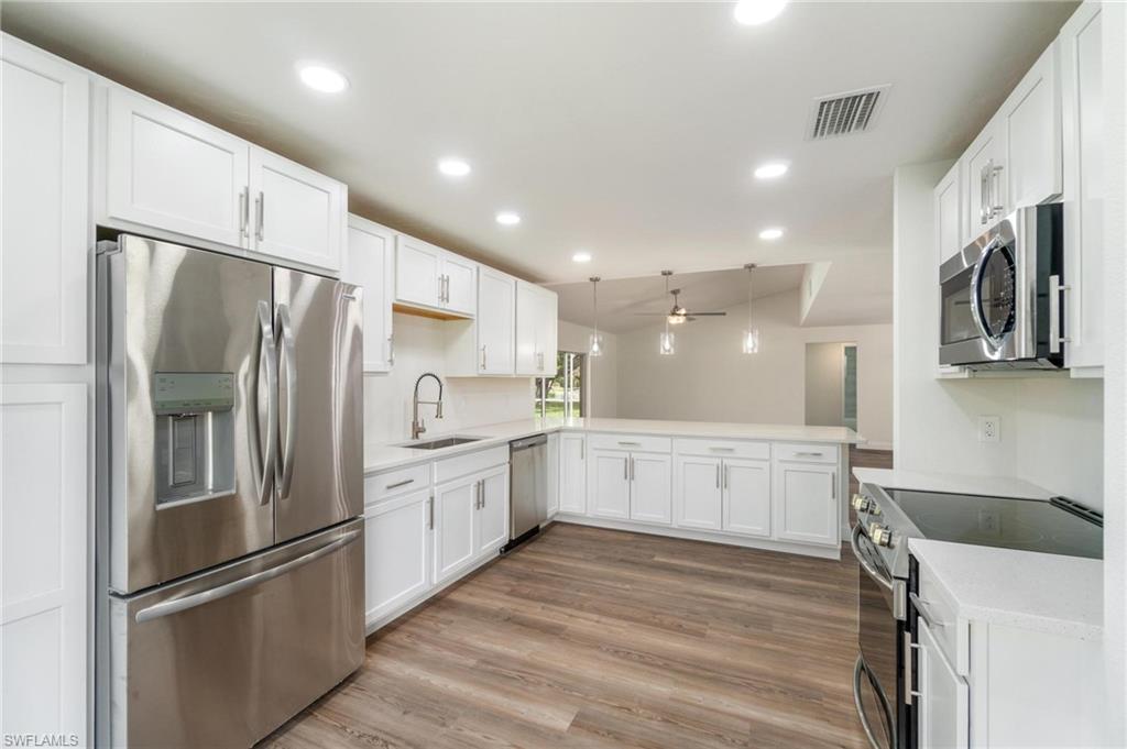 ISLAND PARK WOODLANDS - Residential