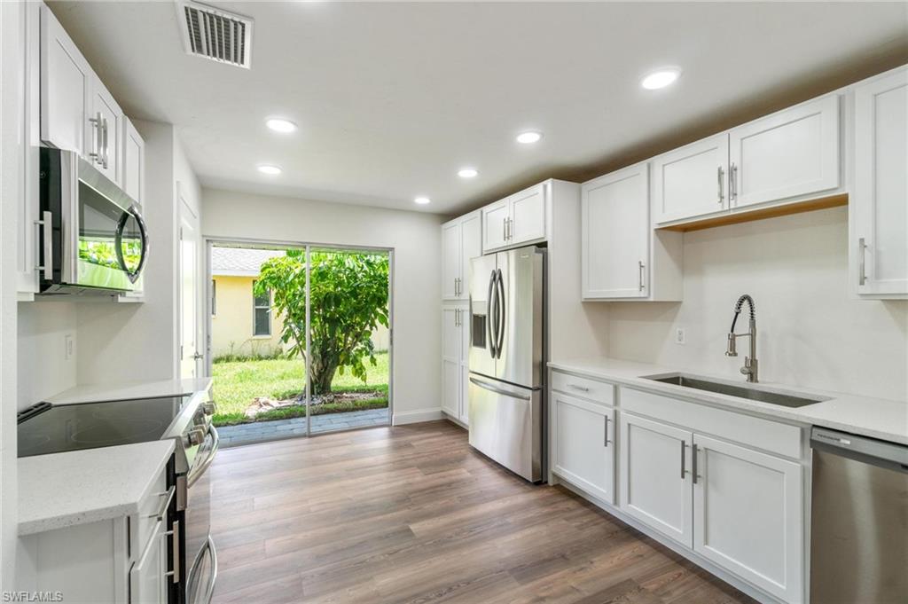 ISLAND PARK WOODLANDS - Residential