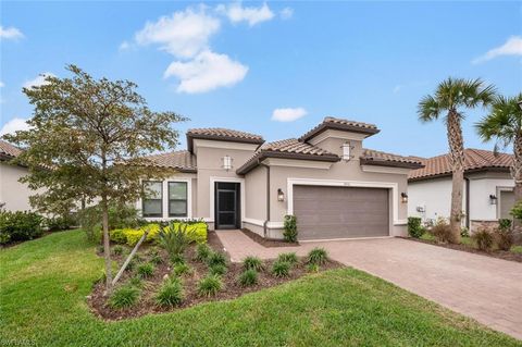 8416 Rosa CT NAPLES FL 34114