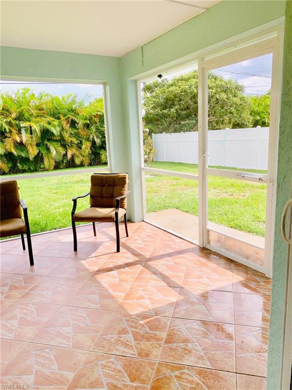 NAPLES PARK - Residential