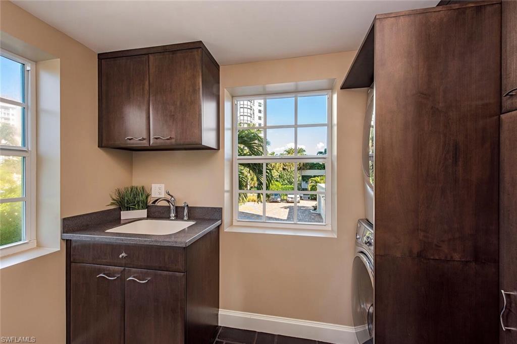 SEA HOUSE - Residential