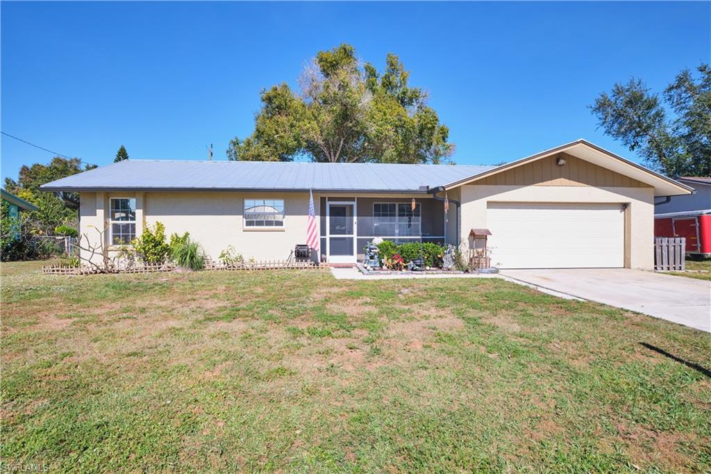 FORT MYERS SHORES - Residential