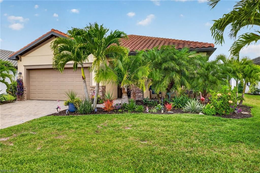 Photo of 11931 Arbor Trace DR, FORT MYERS, FL 33913 (MLS # 226016195)