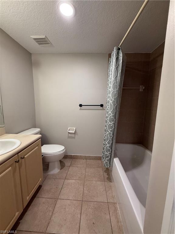 THE COVE AT SIX MILE - Residential Lease