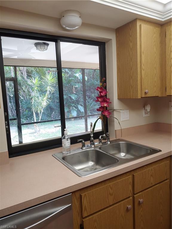 KINGS LAKE - Residential