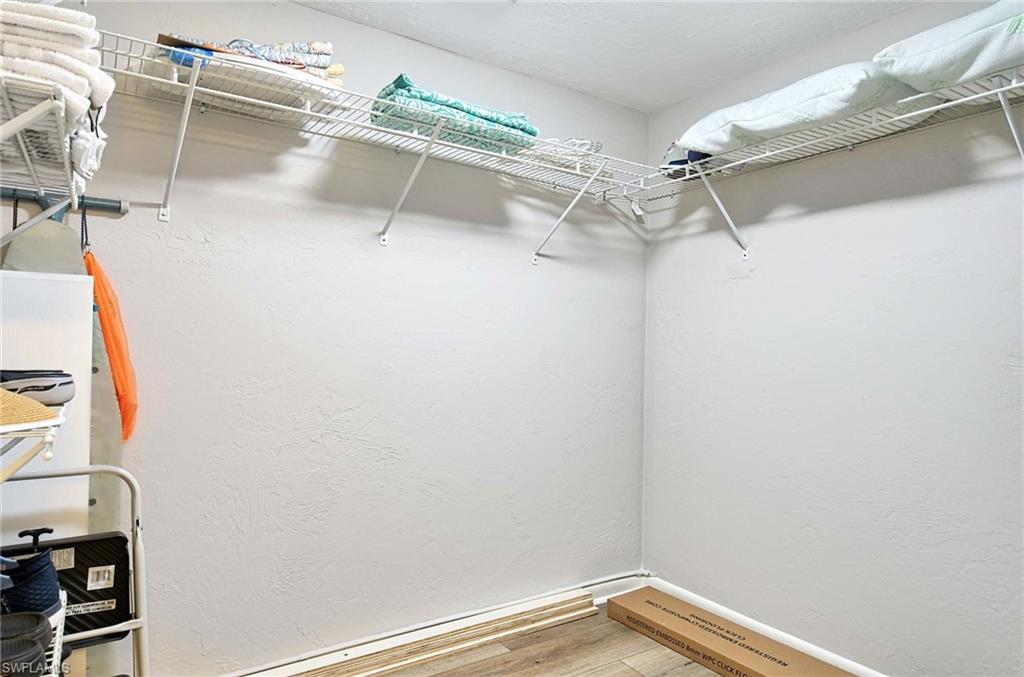 FOUNTAINS II - Residential