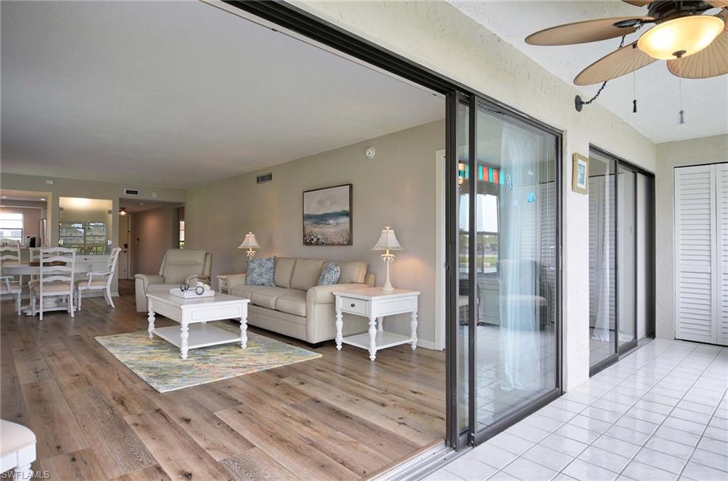 FOUNTAINS II - Residential